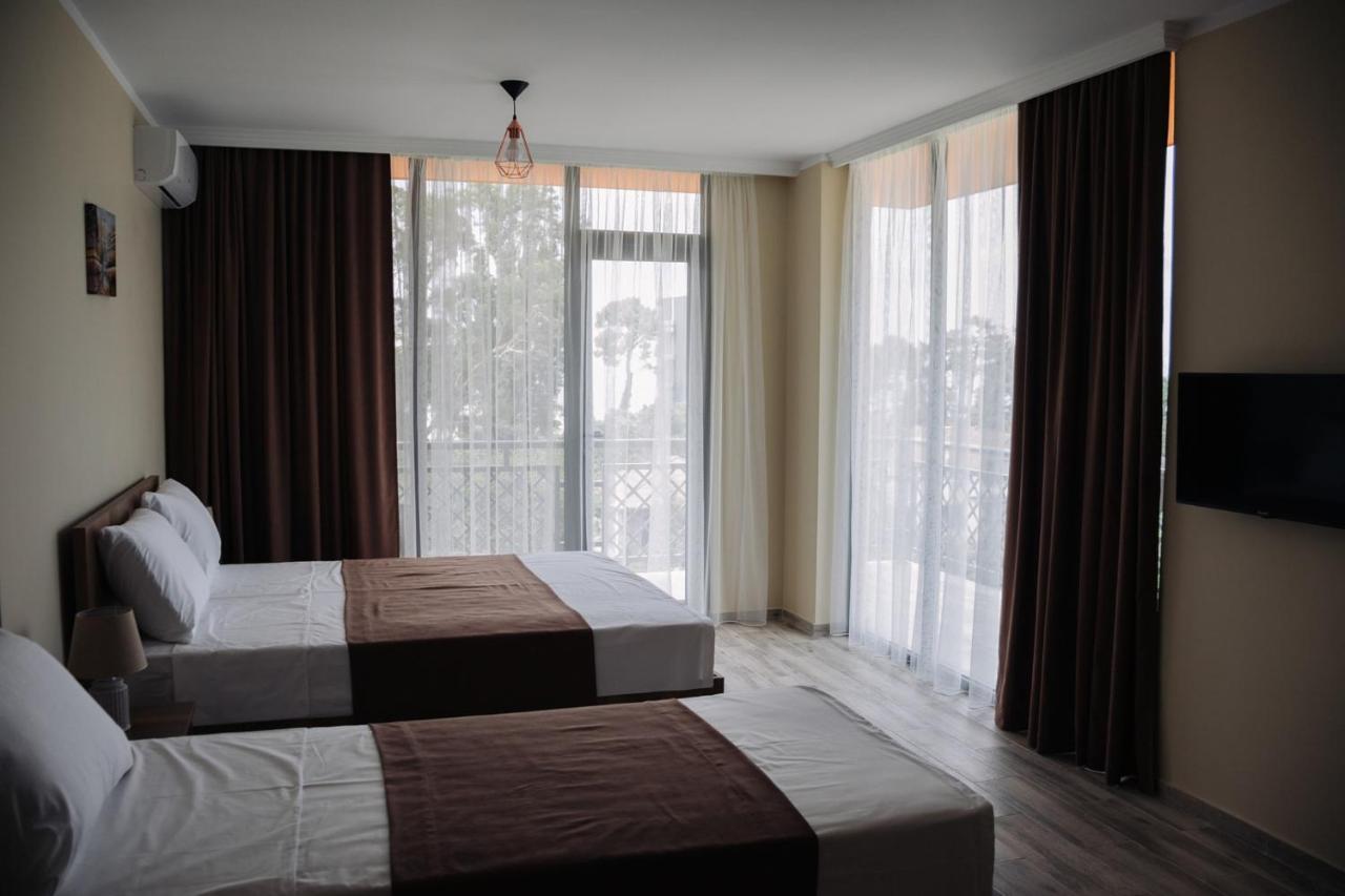 Scorpio Hotel Gonio Buitenkant foto