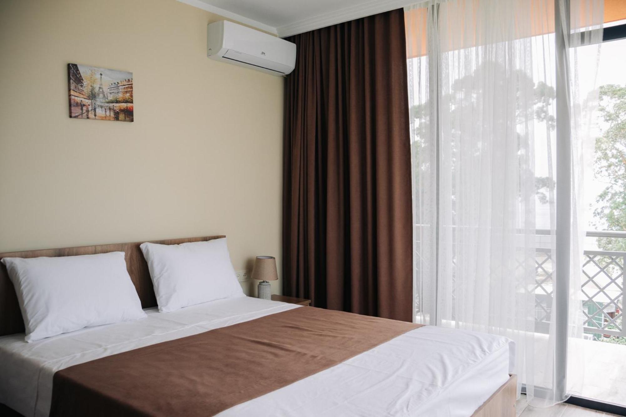 Scorpio Hotel Gonio Buitenkant foto